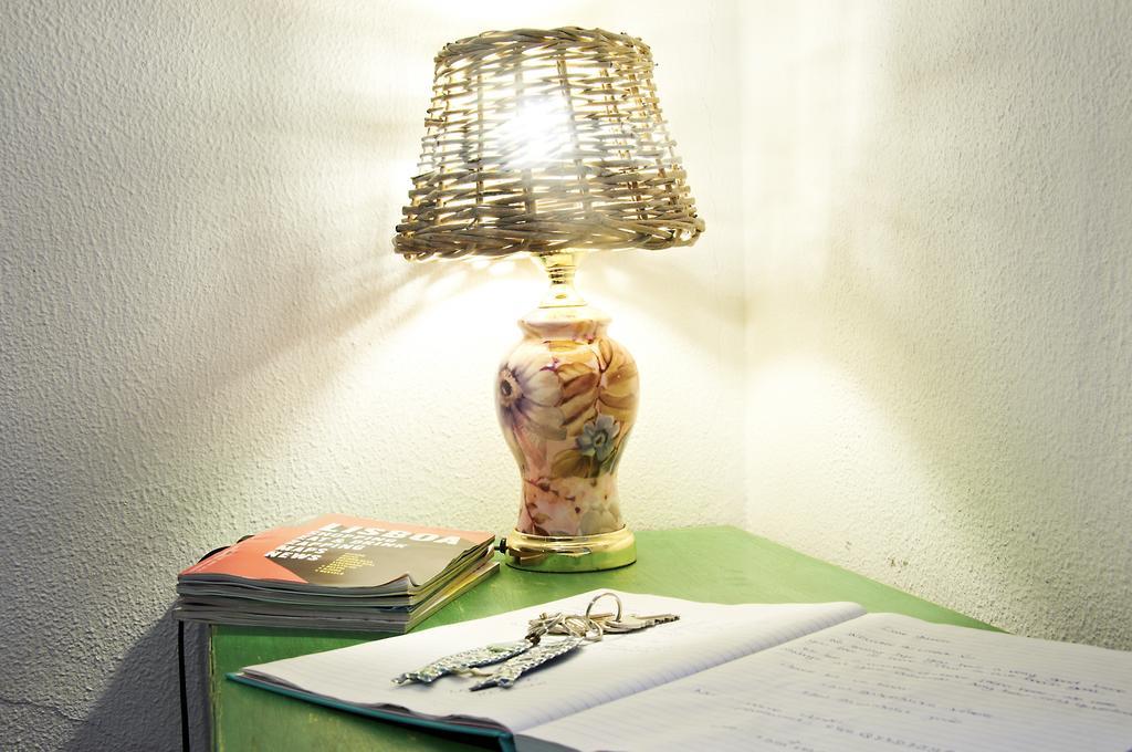 Downtown Doll'S House Apartment Lisbon Bagian luar foto
